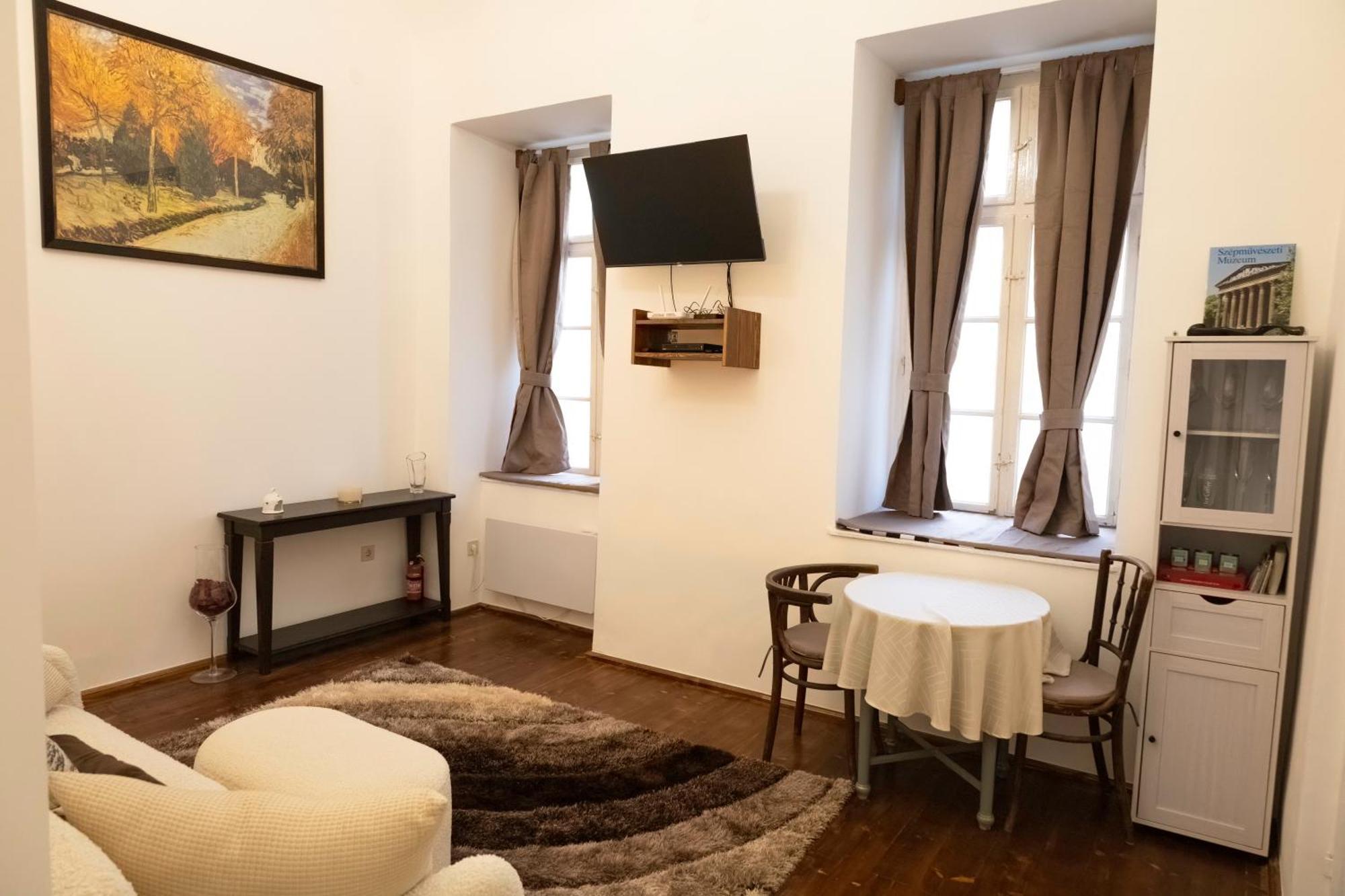 Apartman Cozy & Downtown
